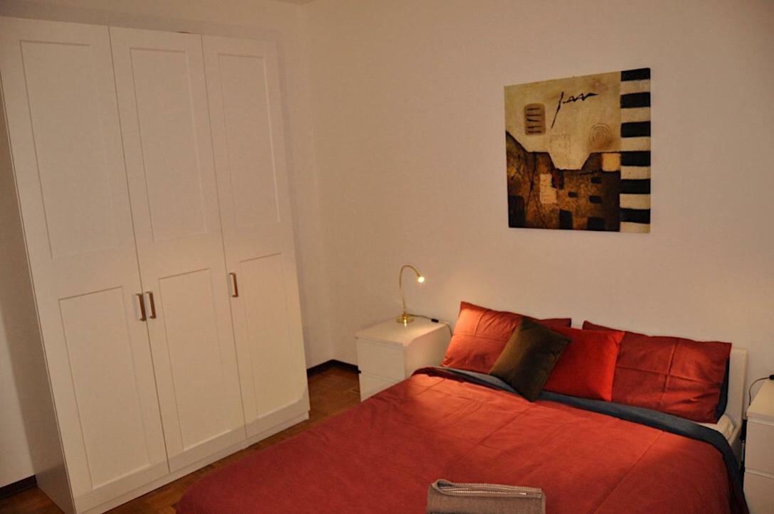 La Casa Di Sarita Lägenhet Pavia Exteriör bild
